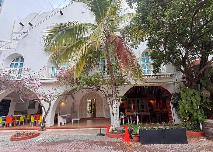 Coco Rio - Mamitas Area Hotel